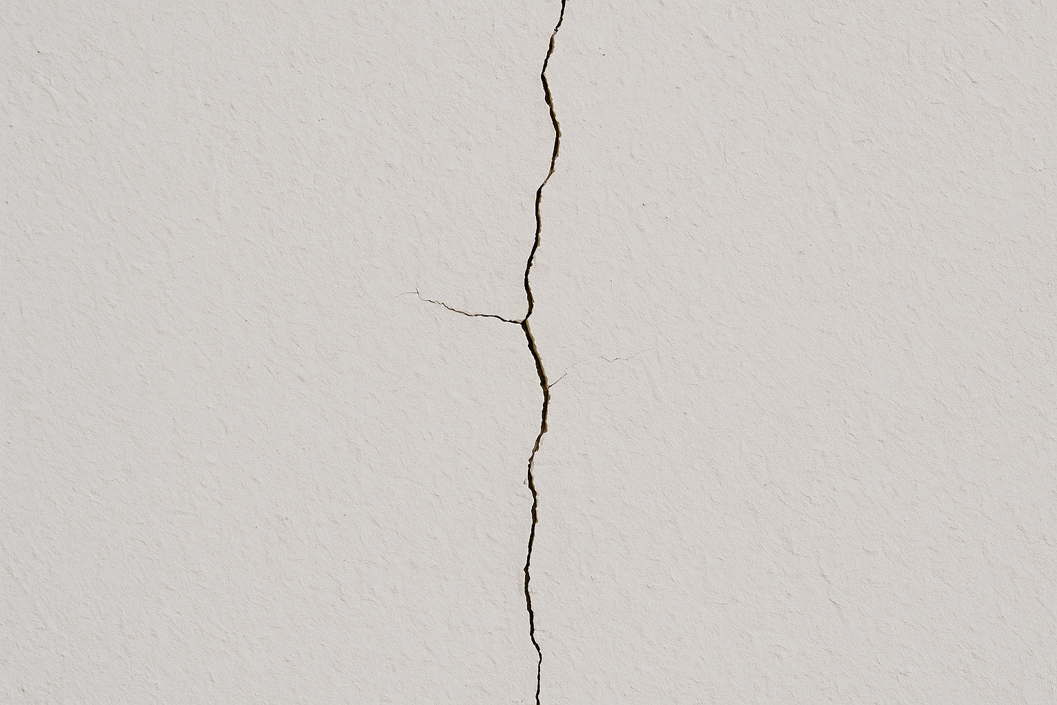 Cracked putty powder